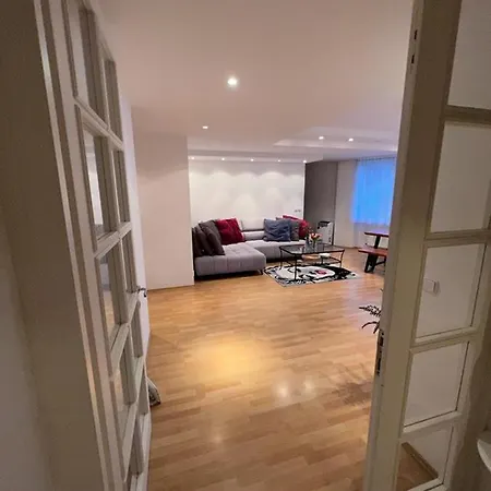 Iren Apartment *